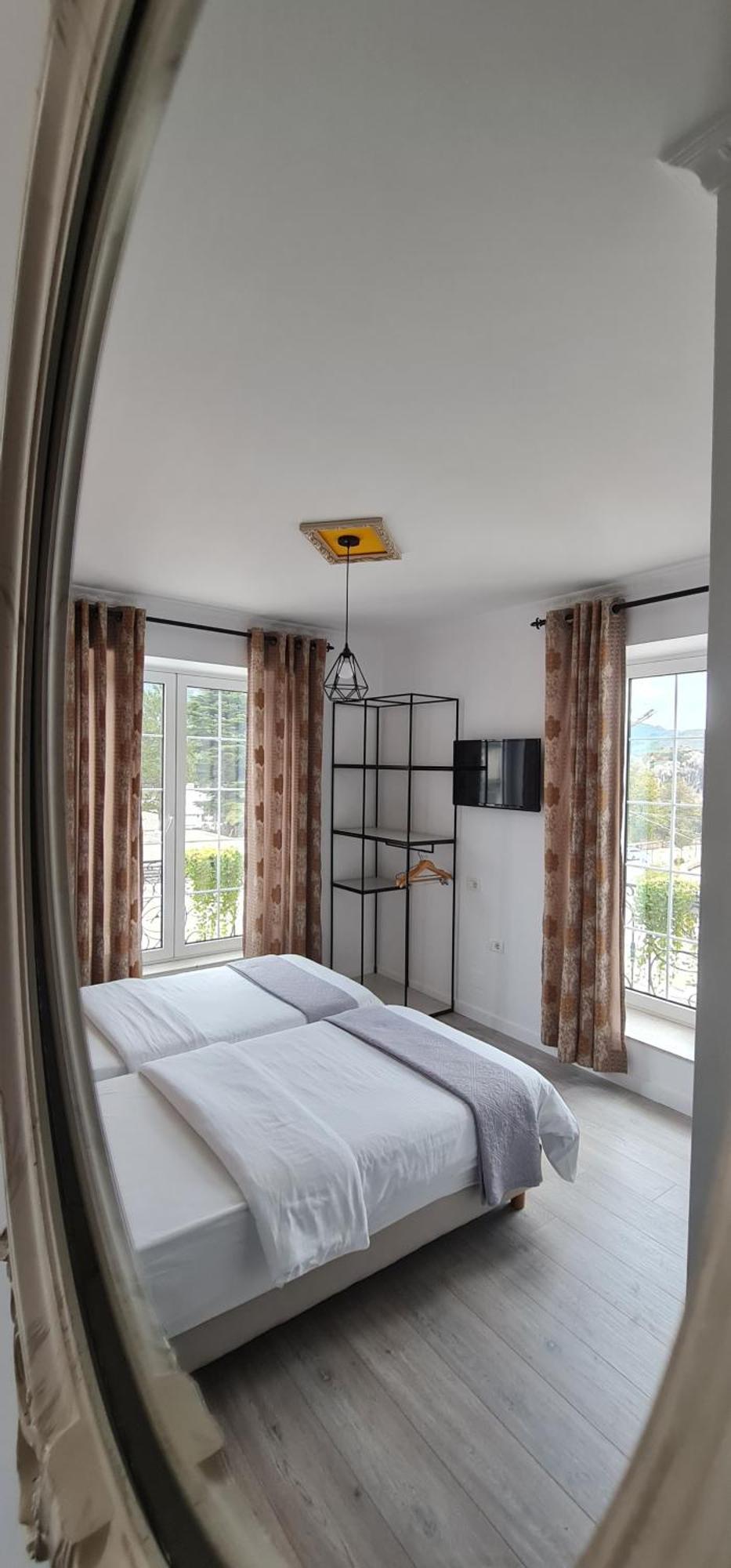 Funky Guest House & Adventures เปอร์เมต ภายนอก รูปภาพ